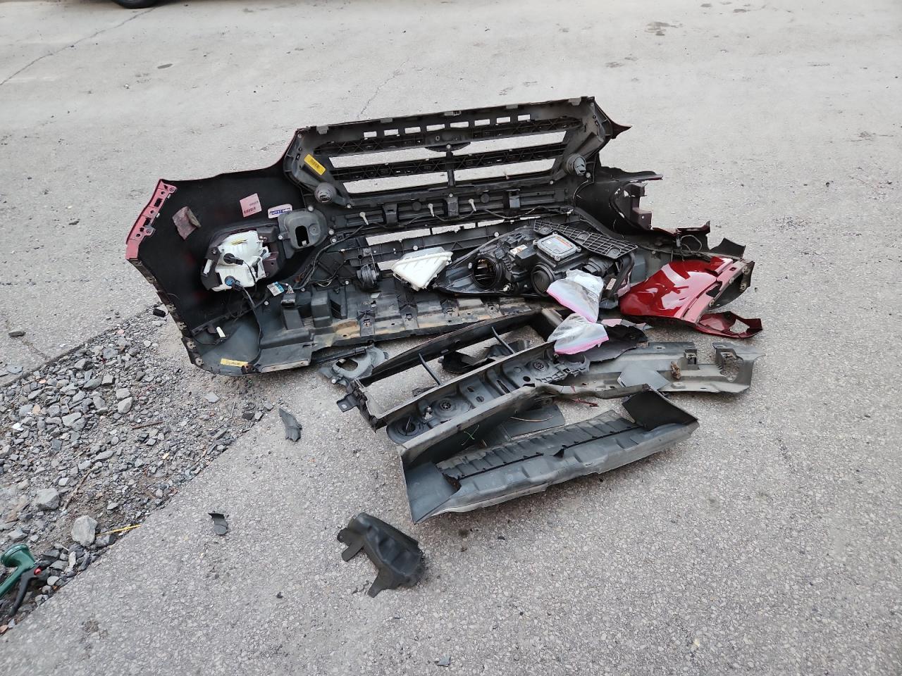 2018 Ford Escape Titanium VIN: 1FMCU9J99JUB94598 Lot: 92688055