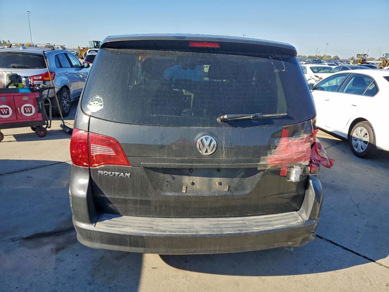 2012 Volkswagen Routan S VIN: 2C4RVAAG8CR354708 Lot: 93119695