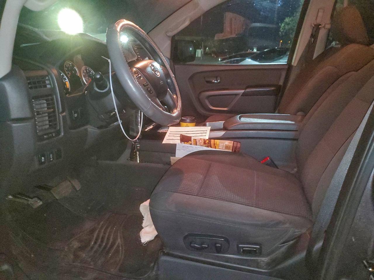 2015 Nissan Titan S VIN: 512673 Lot: 95319065