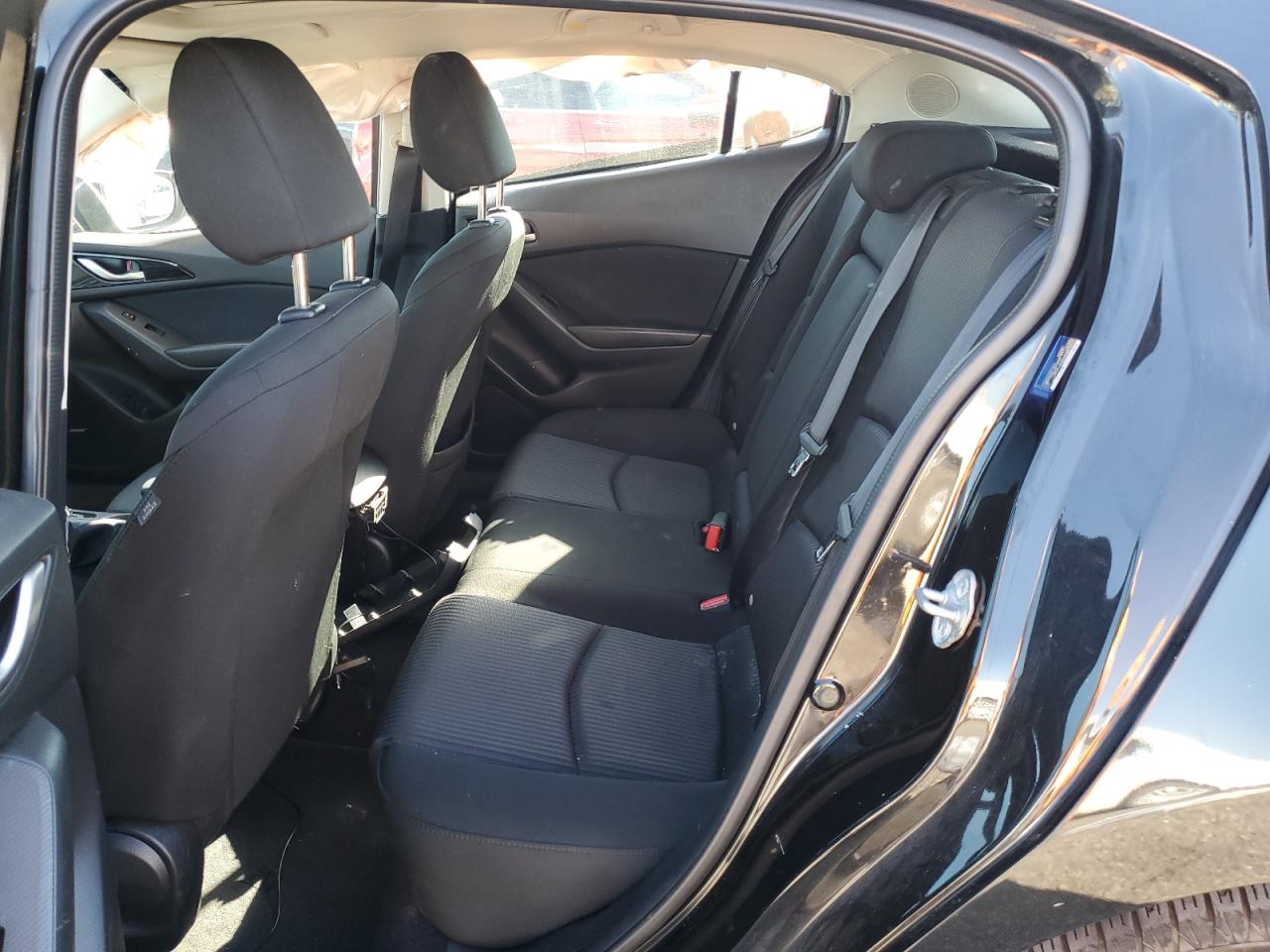 2015 Mazda 3 Touring VIN: JM1BM1L72F1247535 Lot: 91907405