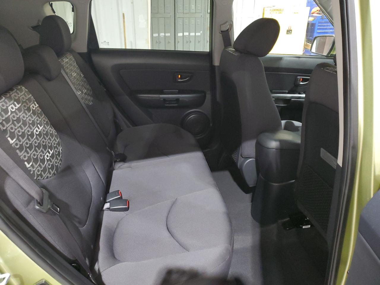 2011 Kia Soul + VIN: KNDJT2A22B7278562 Lot: 92920175