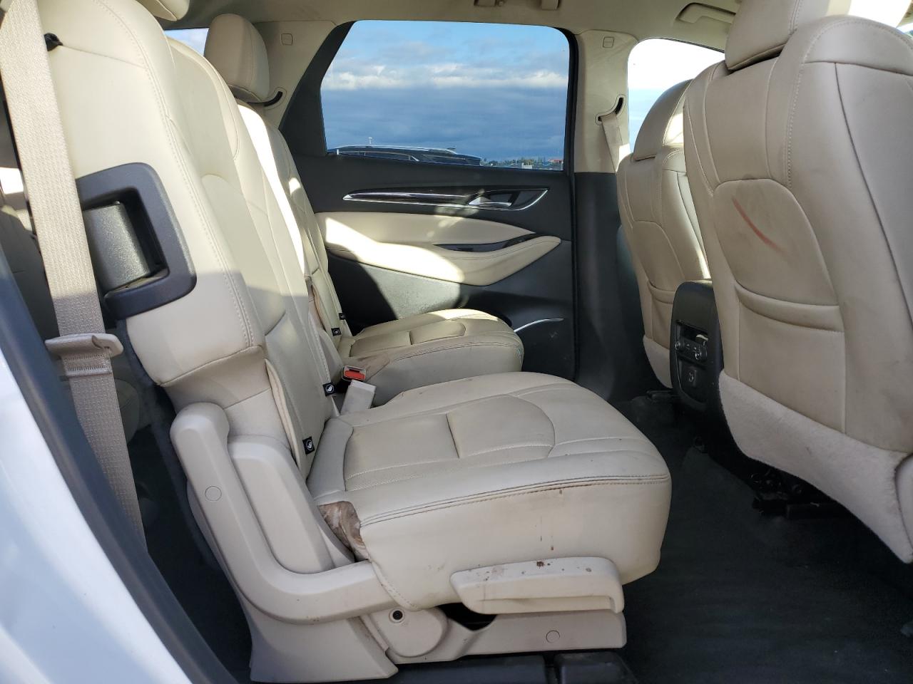 2019 Buick Enclave Essence VIN: 5GAEVAKW7KJ263132 Lot: 93264875