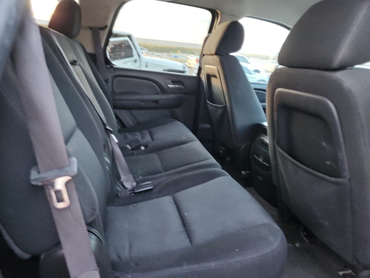 2011 Chevrolet Tahoe C1500 Ls VIN: 1GNSCAE06BR156726 Lot: 86694875