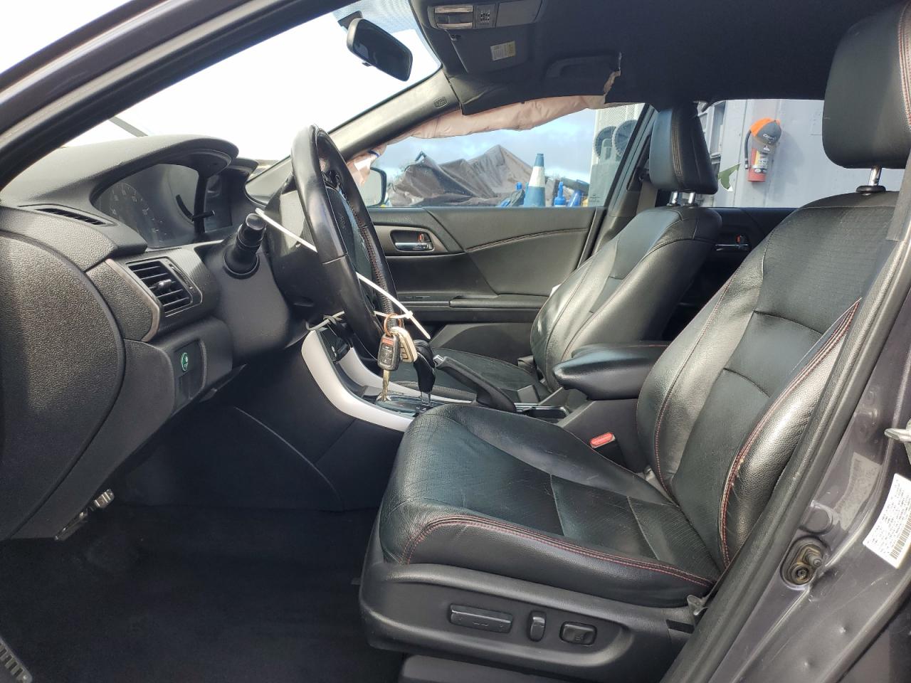 2017 Honda Accord Sport Special Edition VIN: 1HGCR2F18HA033723 Lot: 93060185