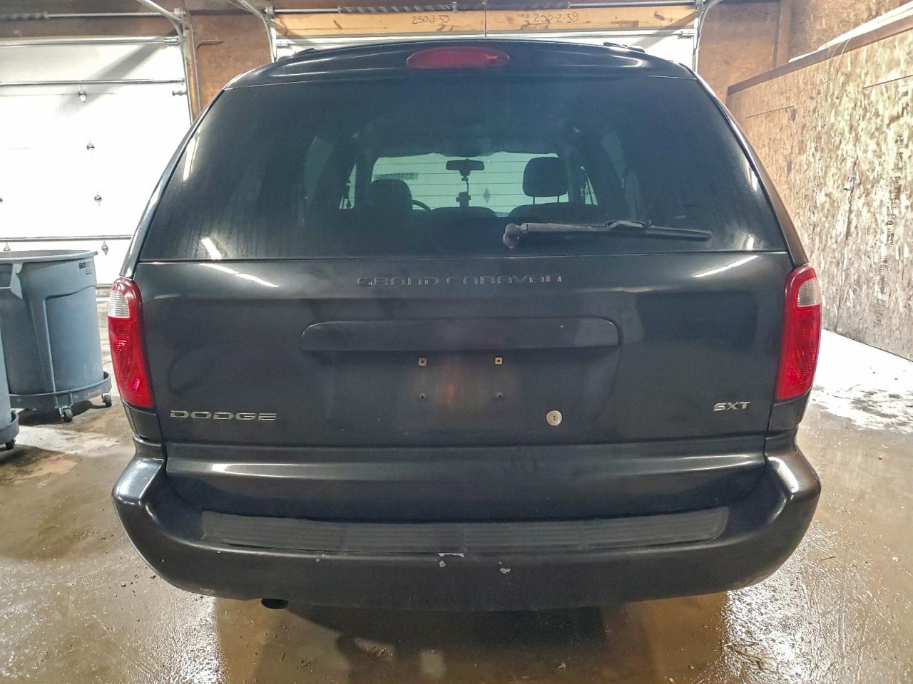 2007 Dodge Grand Caravan Sxt VIN: 2D4GP44L27R104756 Lot: 93980085