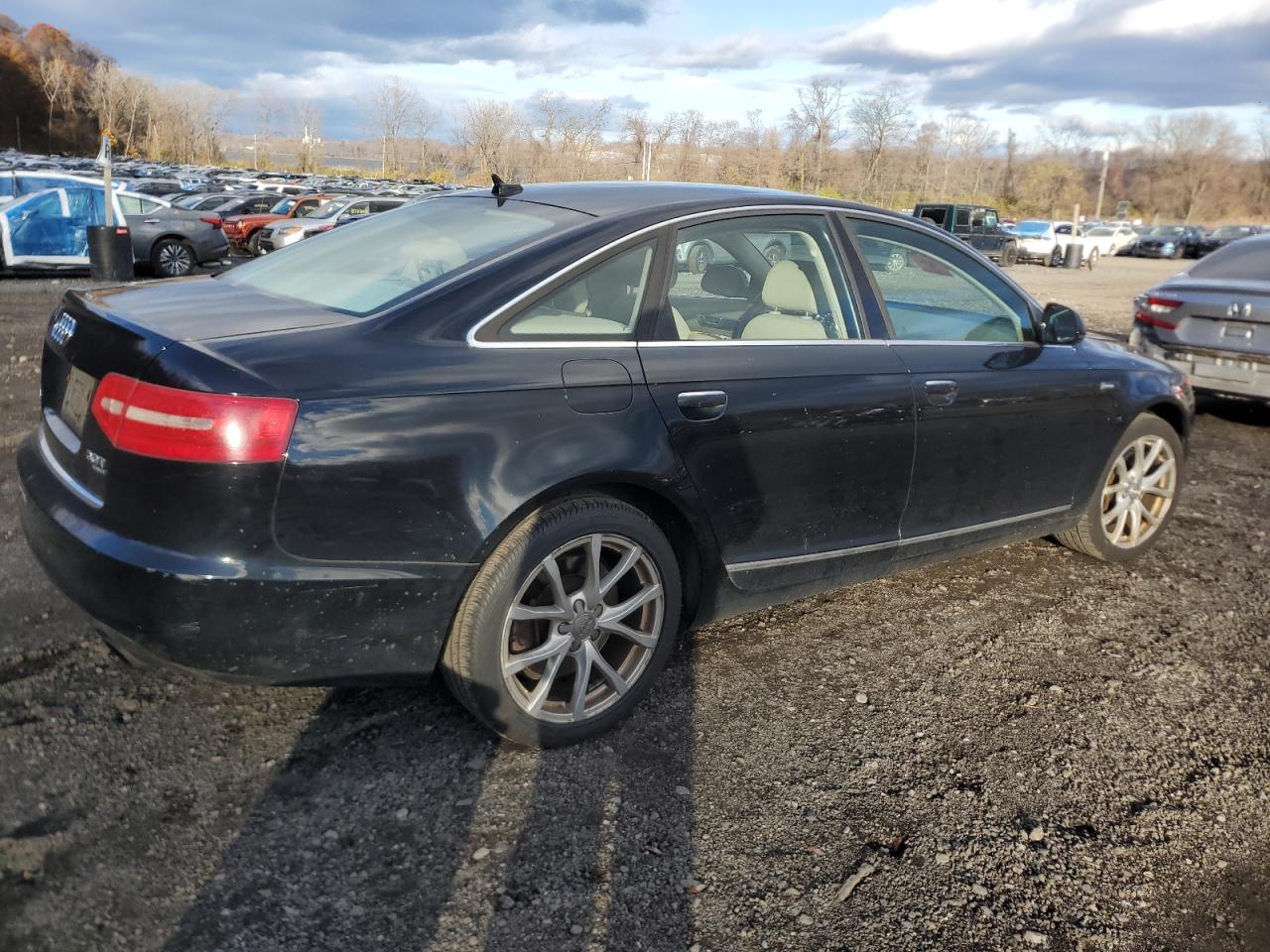 Фото: WAUFGAFB4AN036246