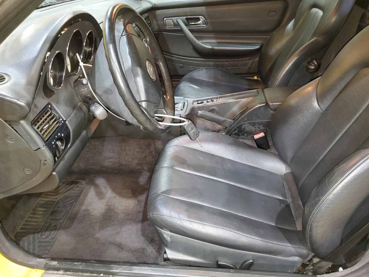 1998 Mercedes-Benz Slk 230 Kompressor VIN: WDBKK47F5WF024125 Lot: 92211255