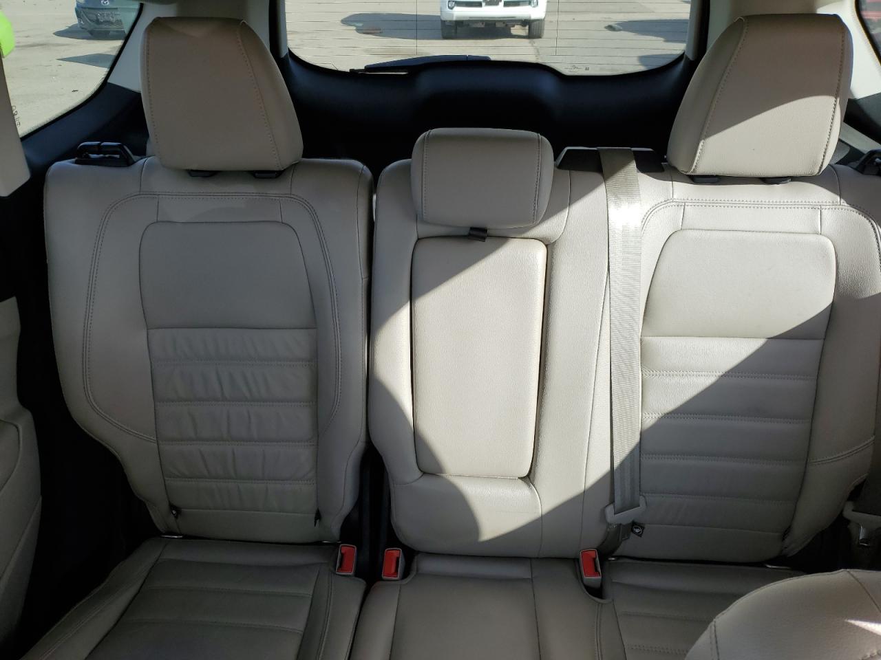 2017 Ford Escape Titanium VIN: 1FMCU9J97HUE18414 Lot: 92156575