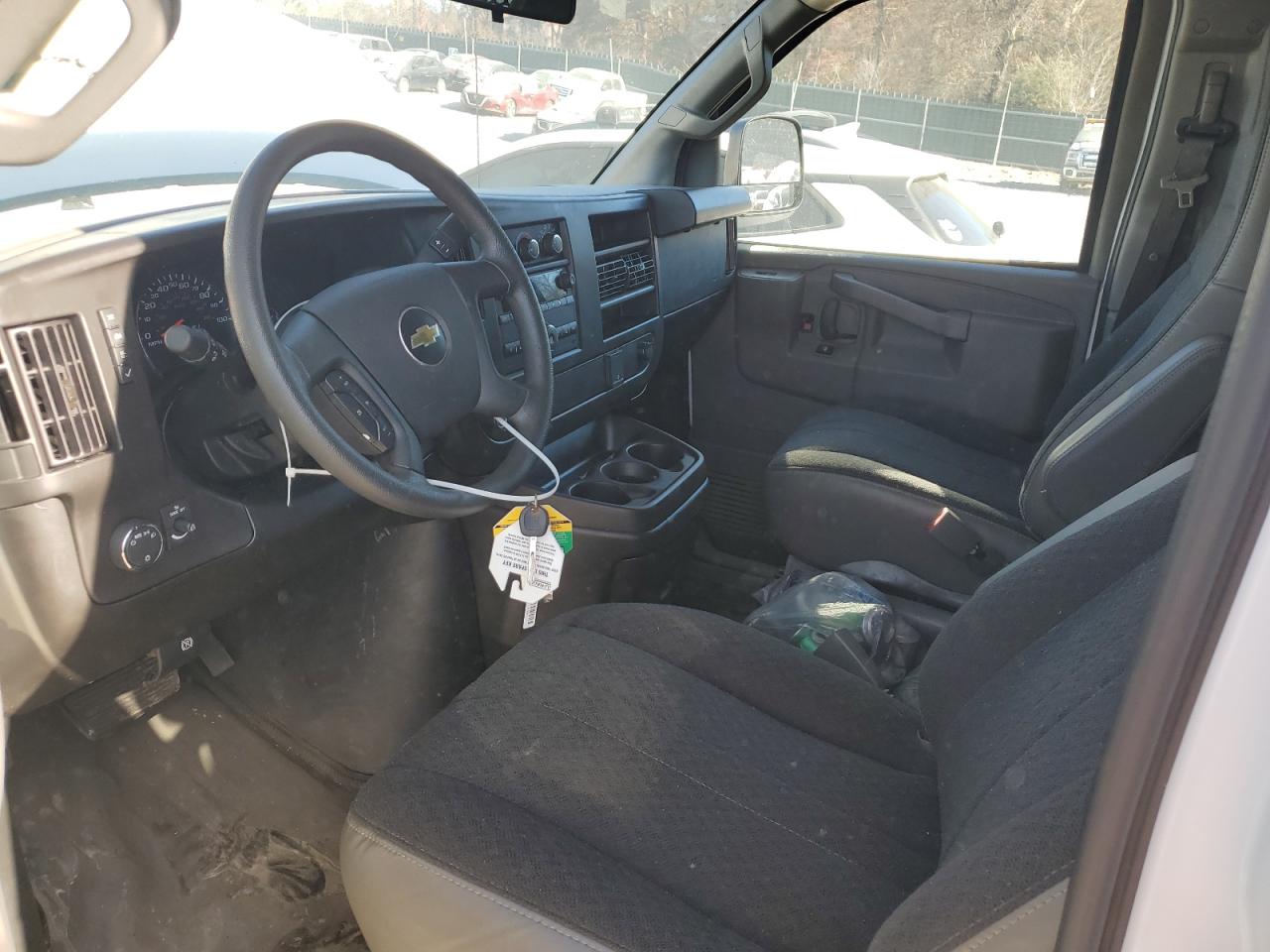 2024 Chevrolet Express Delivery Van VIN: 1GCWGAFP9R1228988 Lot: 92851925