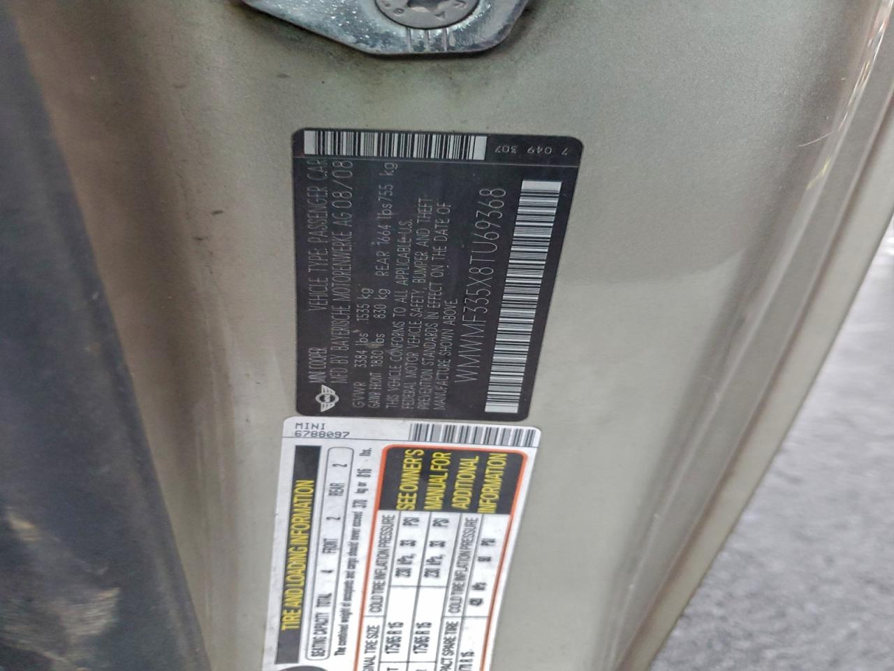 2008 Mini Cooper VIN: WMWMF335X8TU69368 Lot: 94354245