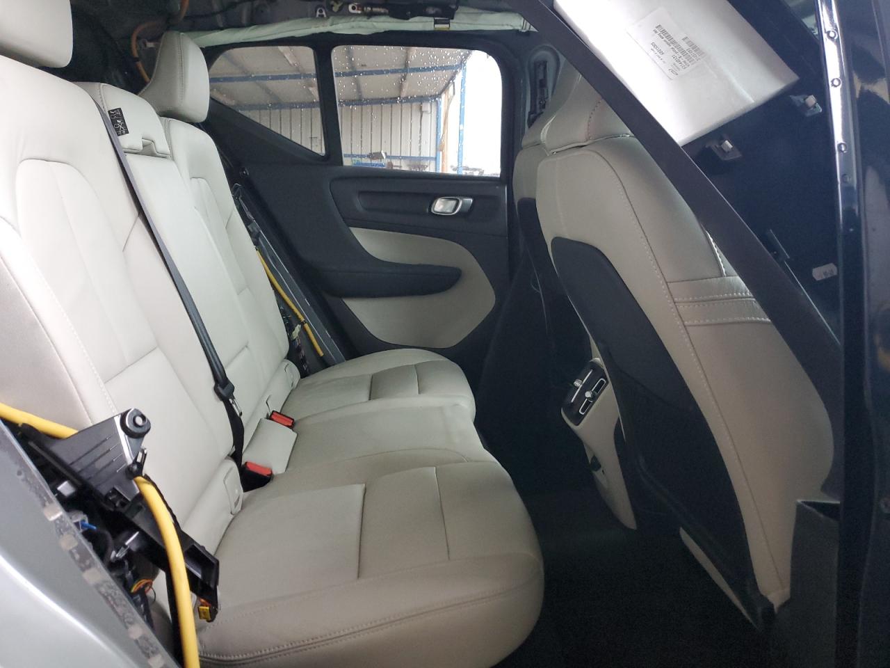 2022 Volvo Xc40 T5 Momentum VIN: YV4162UK1N2654105 Lot: 93446105