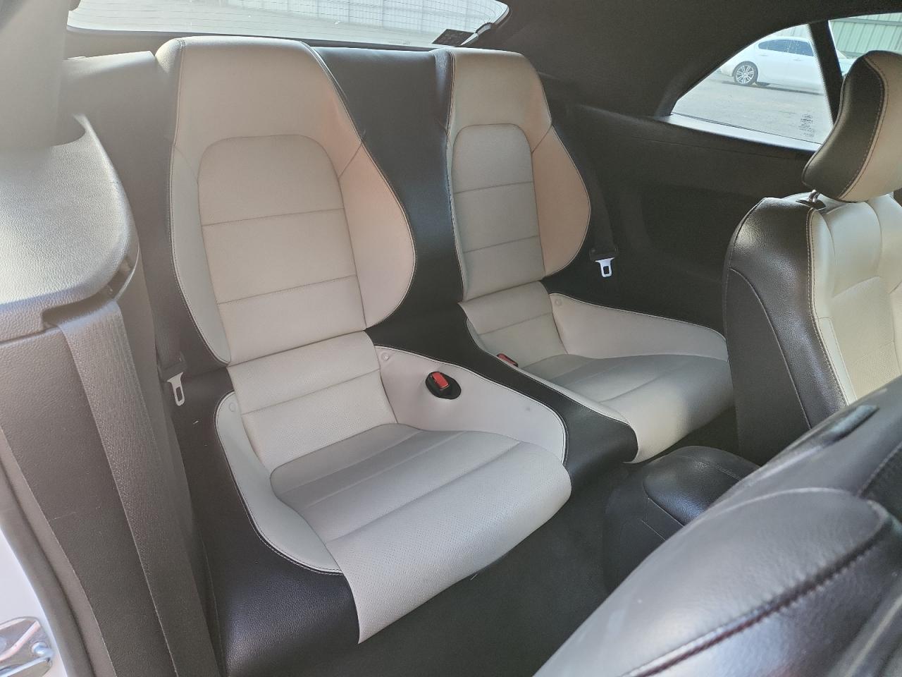 2017 Ford Mustang VIN: 1FATP8UHXH5279341 Lot: 92257595