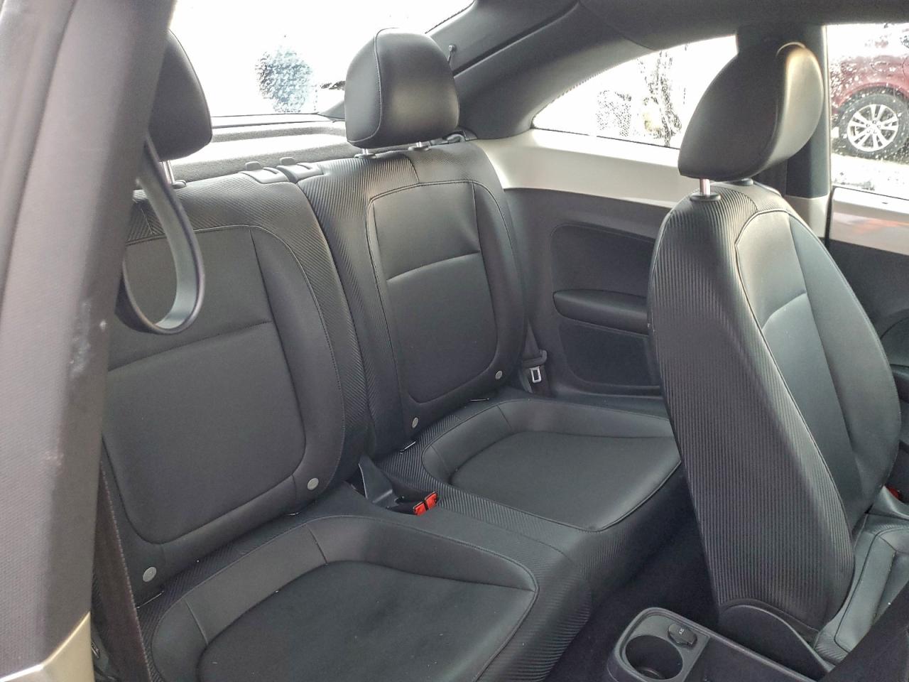 2012 Volkswagen Beetle VIN: 3VWJP7AT9CM647898 Lot: 94346385