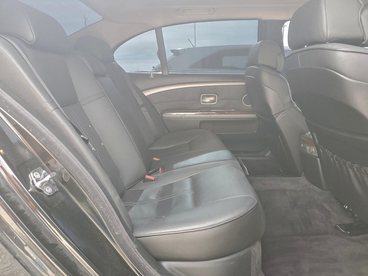 2007 BMW 750 VIN: WBAHN83587DT73832 Lot: 94066205