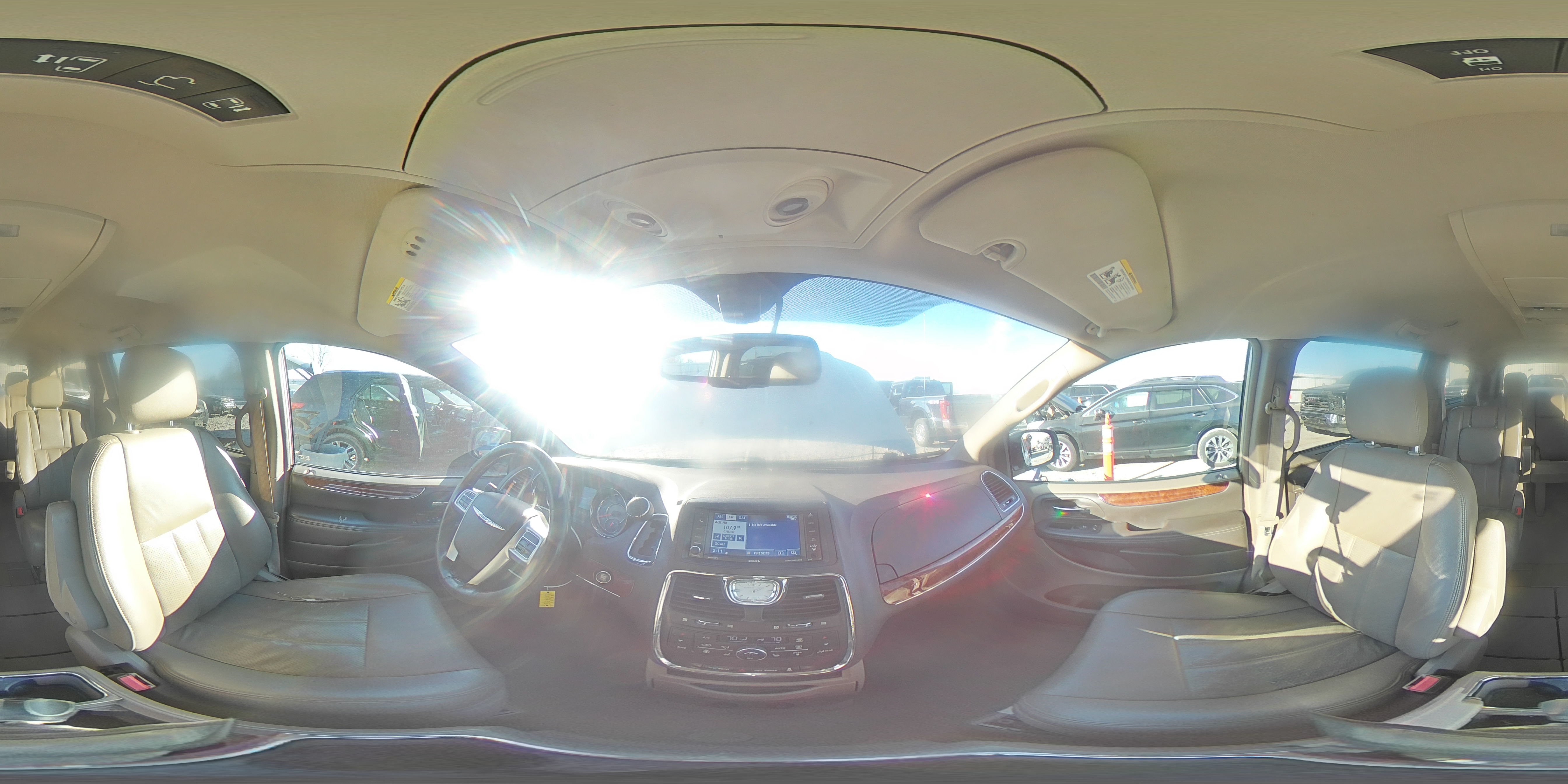 2011 Chrysler Town & Country Touring L VIN: 2A4RR8DG0BR798800 Lot: 92286795