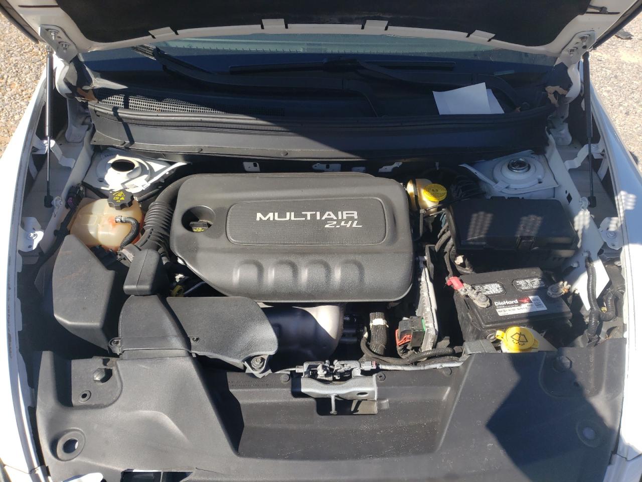 2015 Jeep Cherokee Sport VIN: 1C4PJMAB8FW565640 Lot: 91039195