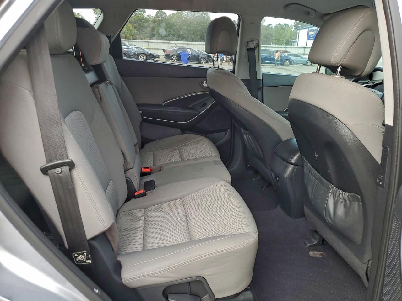 2018 Hyundai Santa Fe Se VIN: KM8SM4HF9JU258648 Lot: 94649705