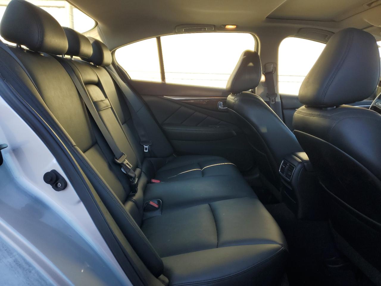 2018 Infiniti Q50 Luxe VIN: JN1EV7AR3JM434908 Lot: 93014005