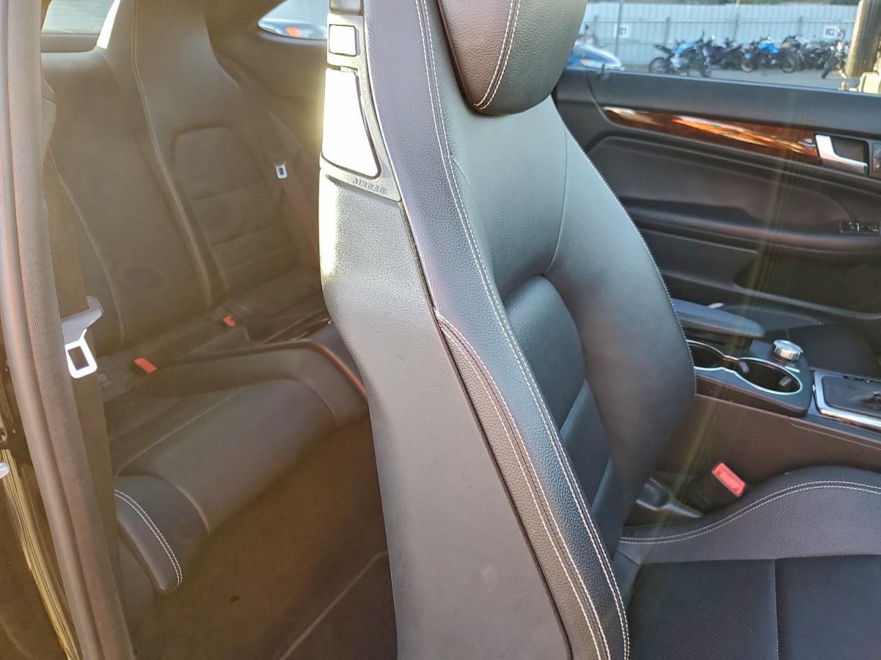 2014 Mercedes-Benz C 250 VIN: WDDGJ4HB1EG215271 Lot: 94495025