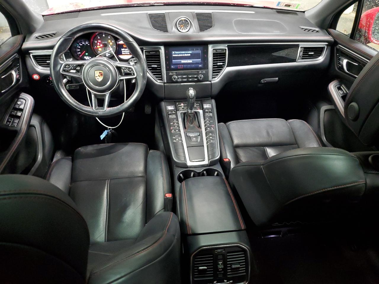 2018 Porsche Macan S VIN: WP1AB2A56JLB37561 Lot: 92090355