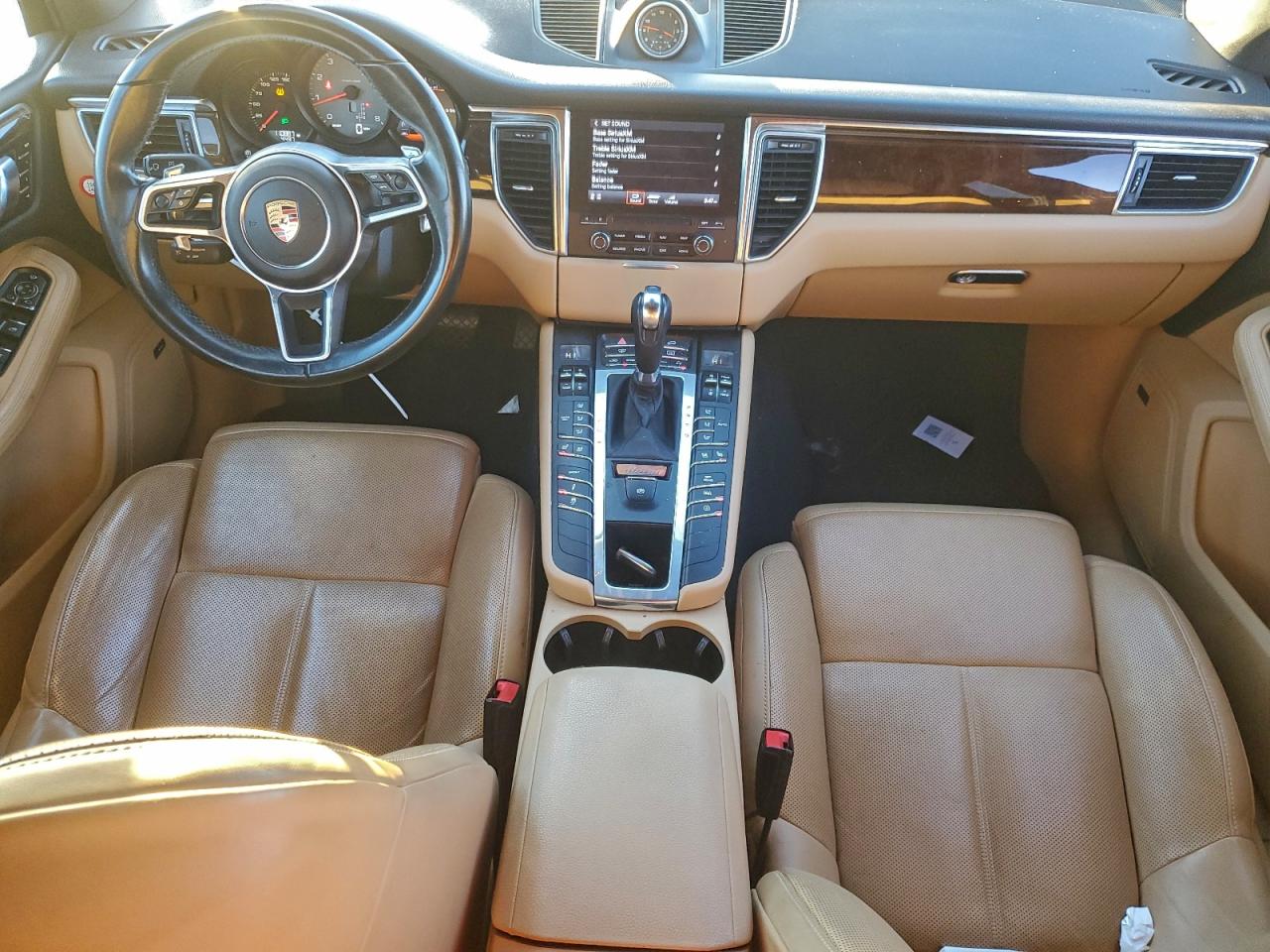 2018 Porsche Macan S VIN: WP1AB2A53JLB39588 Lot: 93965635