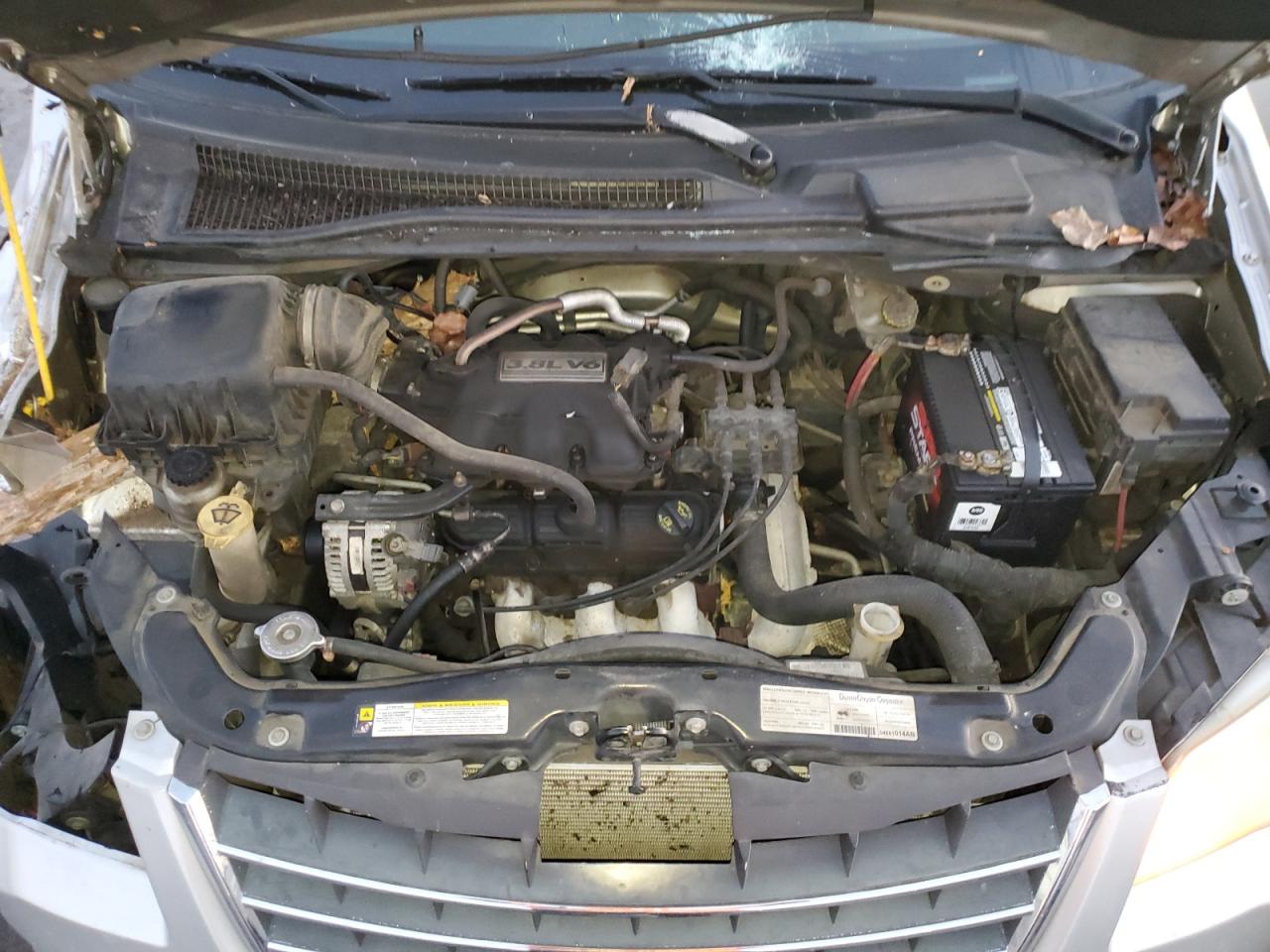 2008 Chrysler Town & Country Touring VIN: 2A8HR54P38R682685 Lot: 92346375