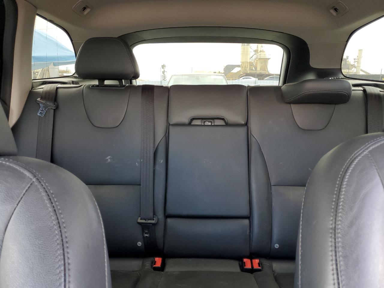 2015 Volvo Xc60 T5 Premier VIN: YV440MDK8F2738322 Lot: 92458705