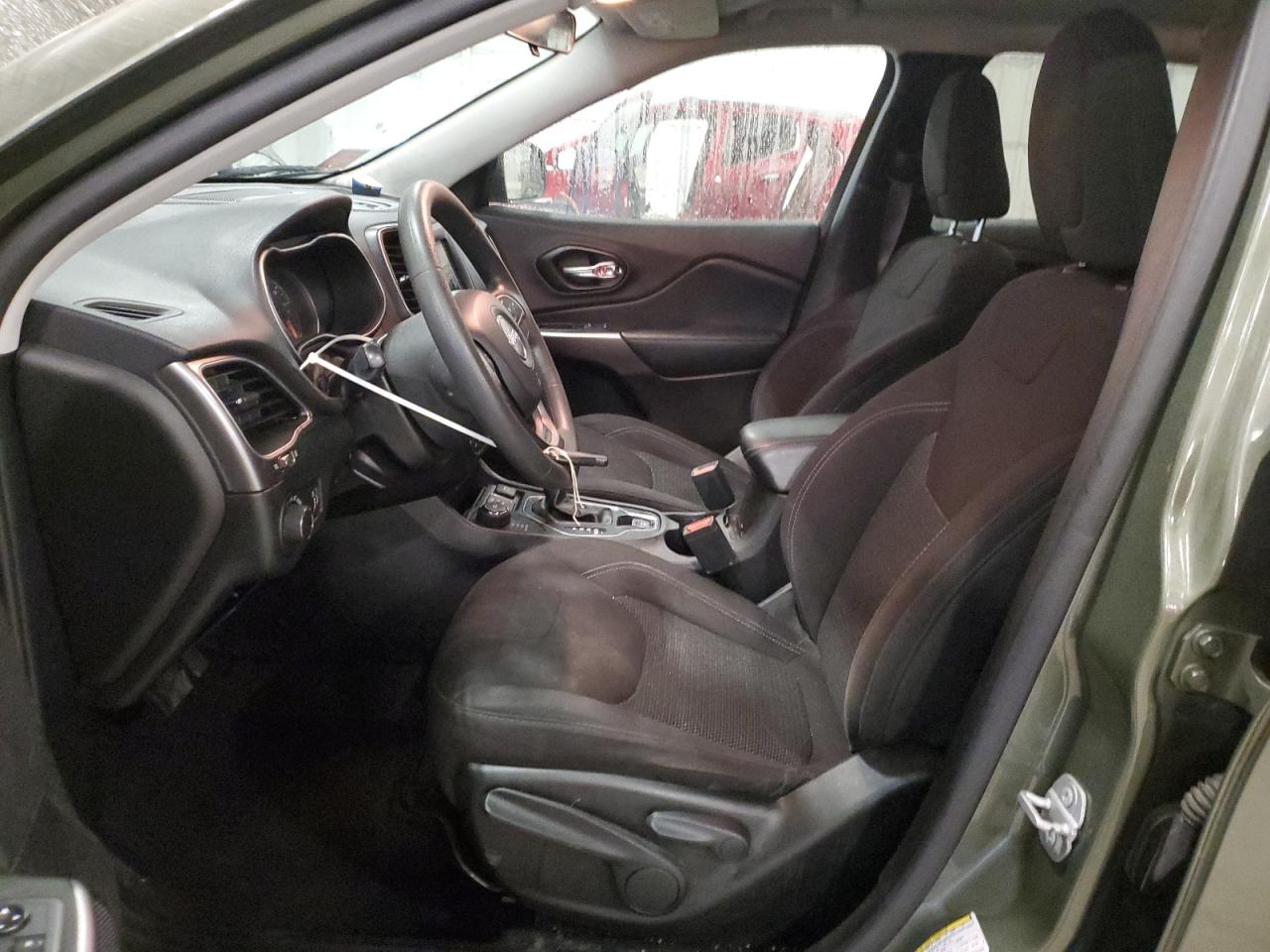 2020 Jeep Cherokee Latitude VIN: 1C4PJMCB1LD652333 Lot: 93445585