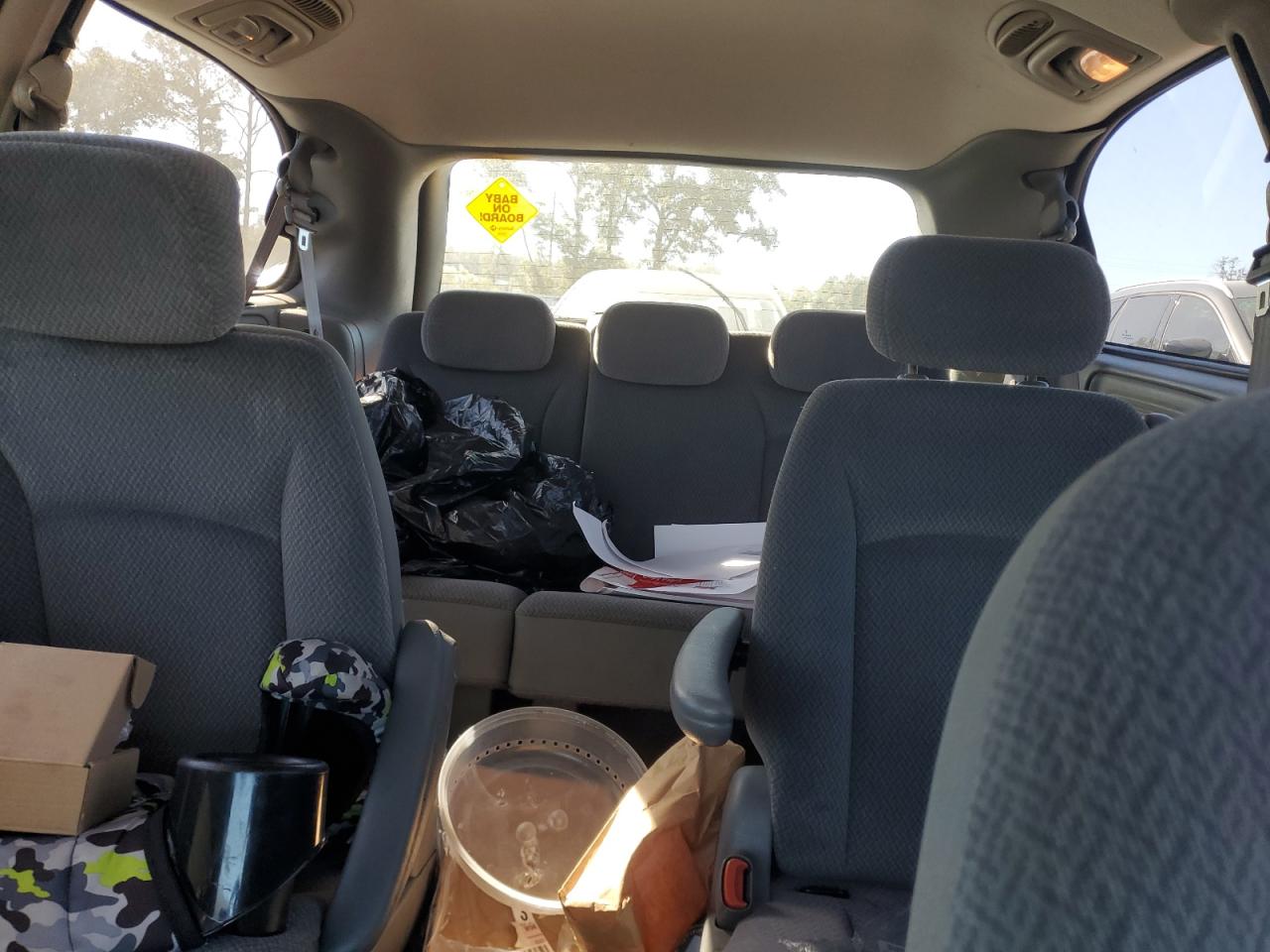 2005 Dodge Grand Caravan Sxt VIN: 2D4GP44L95R153692 Lot: 92163665