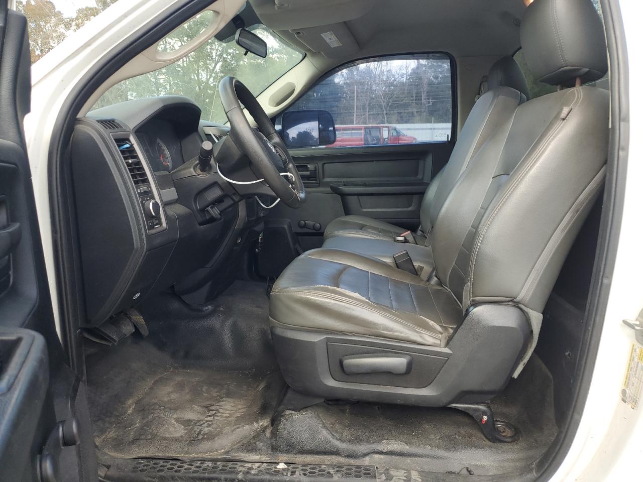 2013 Ram 2500 St VIN: 3C7WR4AT3DG521587 Lot: 92241545