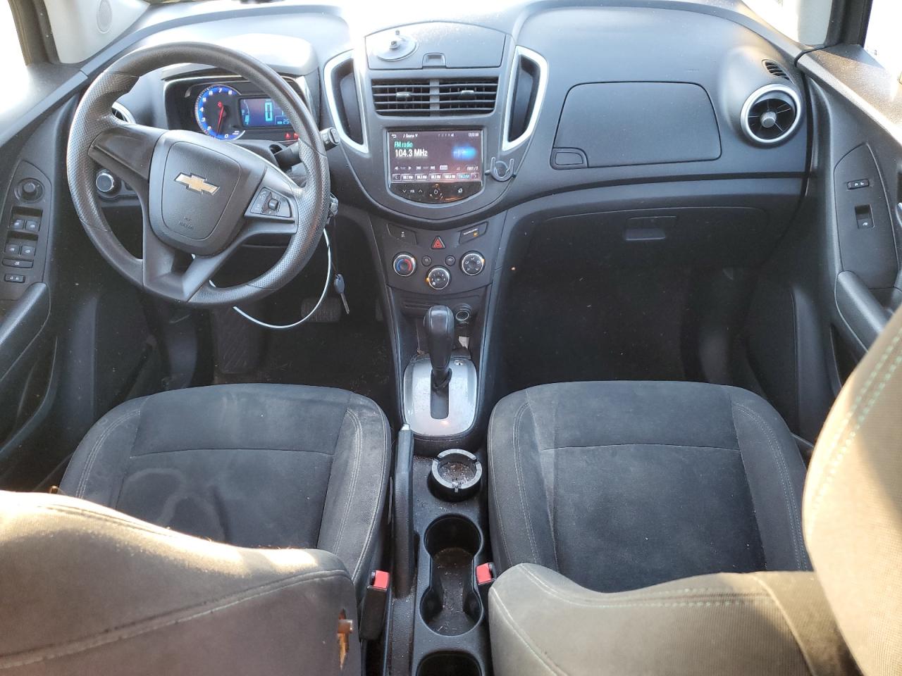 2015 Chevrolet Trax Ls VIN: KL7CJKSB4FB203620 Lot: 92948845