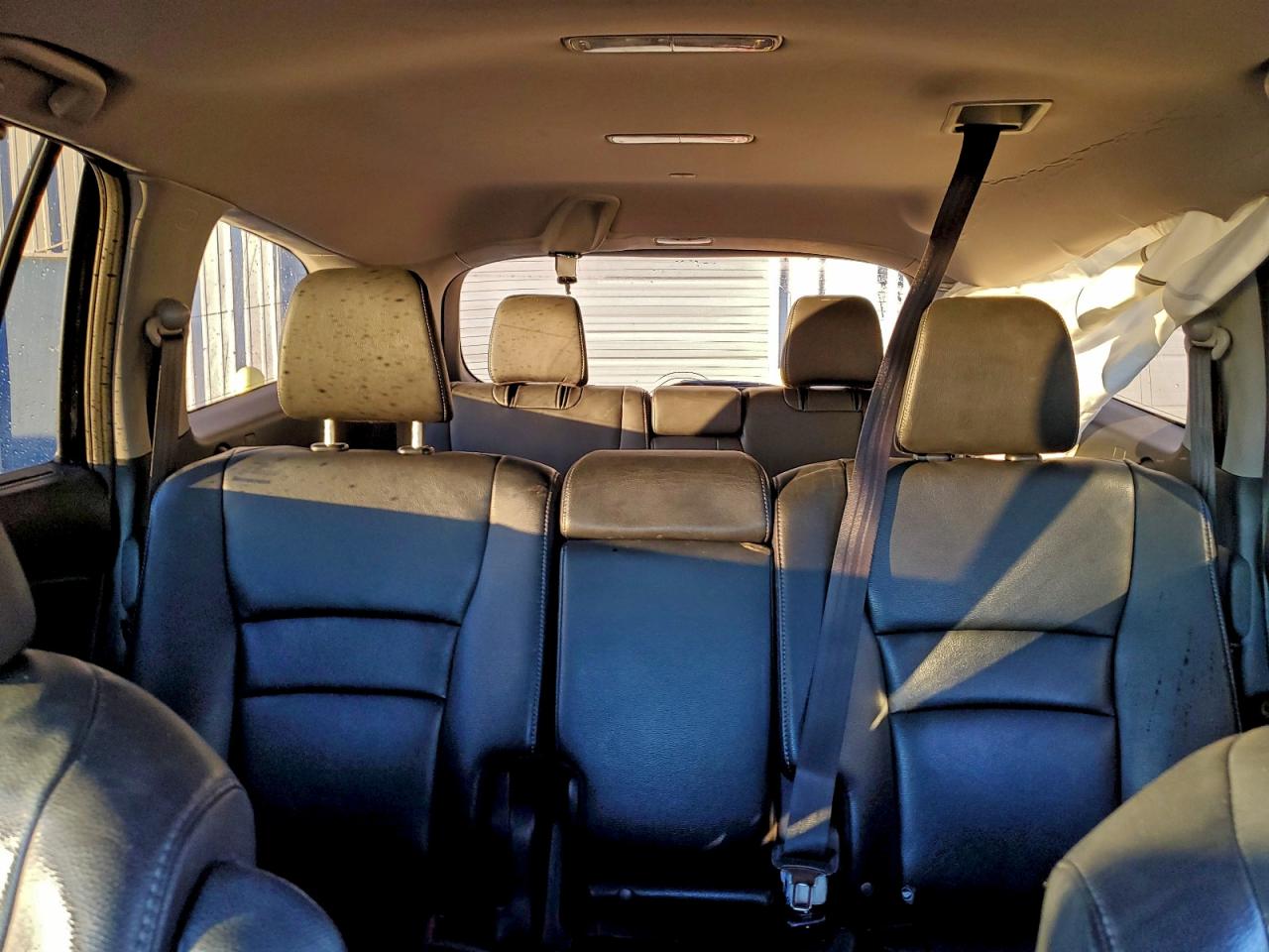 2016 Honda Pilot Touring VIN: 5FNYF5H9XGB053169 Lot: 94457355