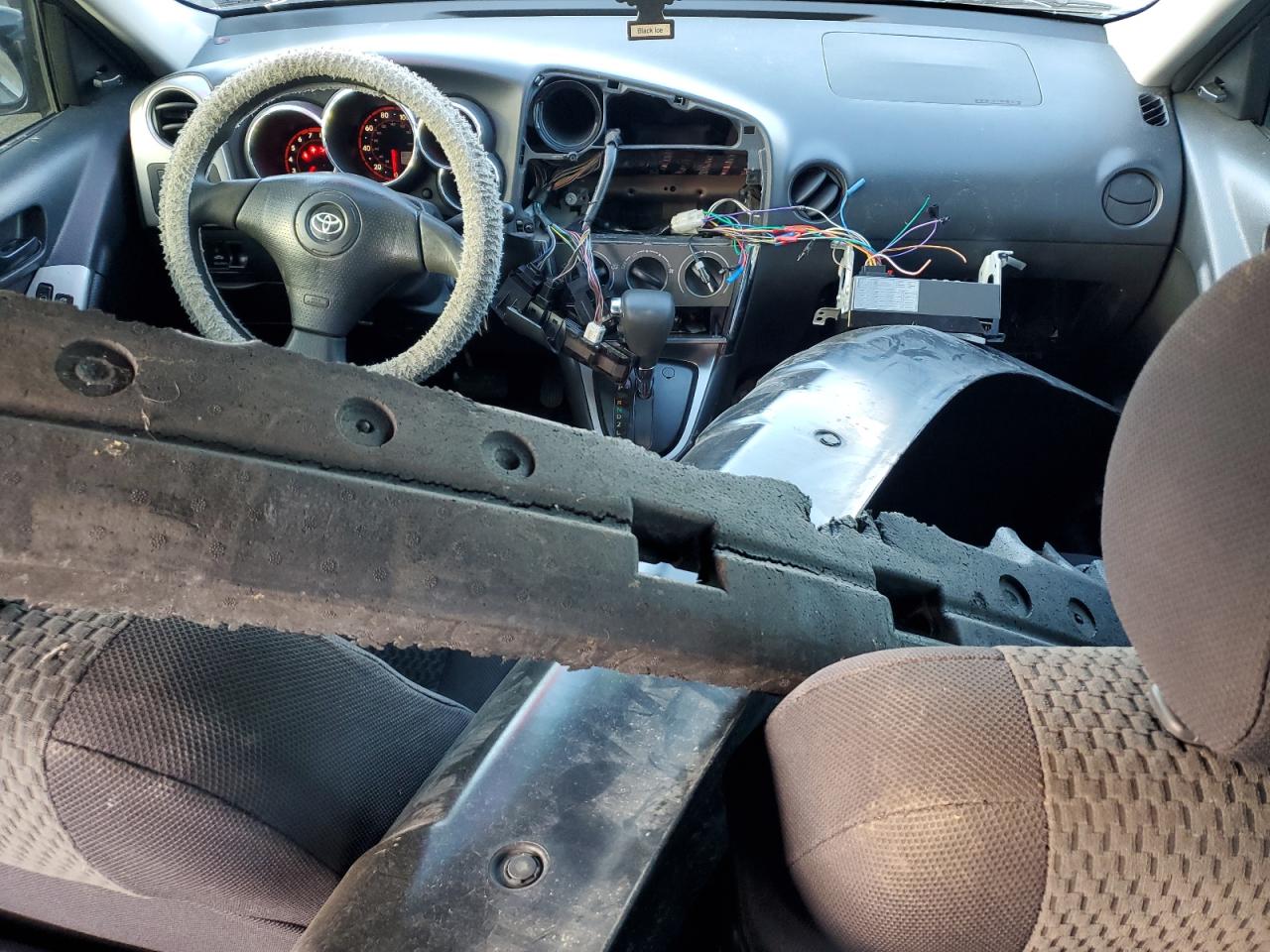 2006 Toyota Corolla Matrix Base VIN: 2T1LR32E96C562099 Lot: 93107085