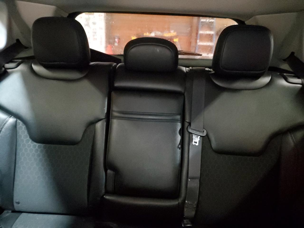 2018 Jeep Compass Latitude VIN: 3C4NJDBB6JT282030 Lot: 92007785