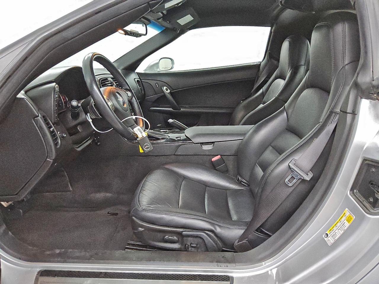 2011 Chevrolet Corvette VIN: 1G1YG2DW9B5105854 Lot: 93030535