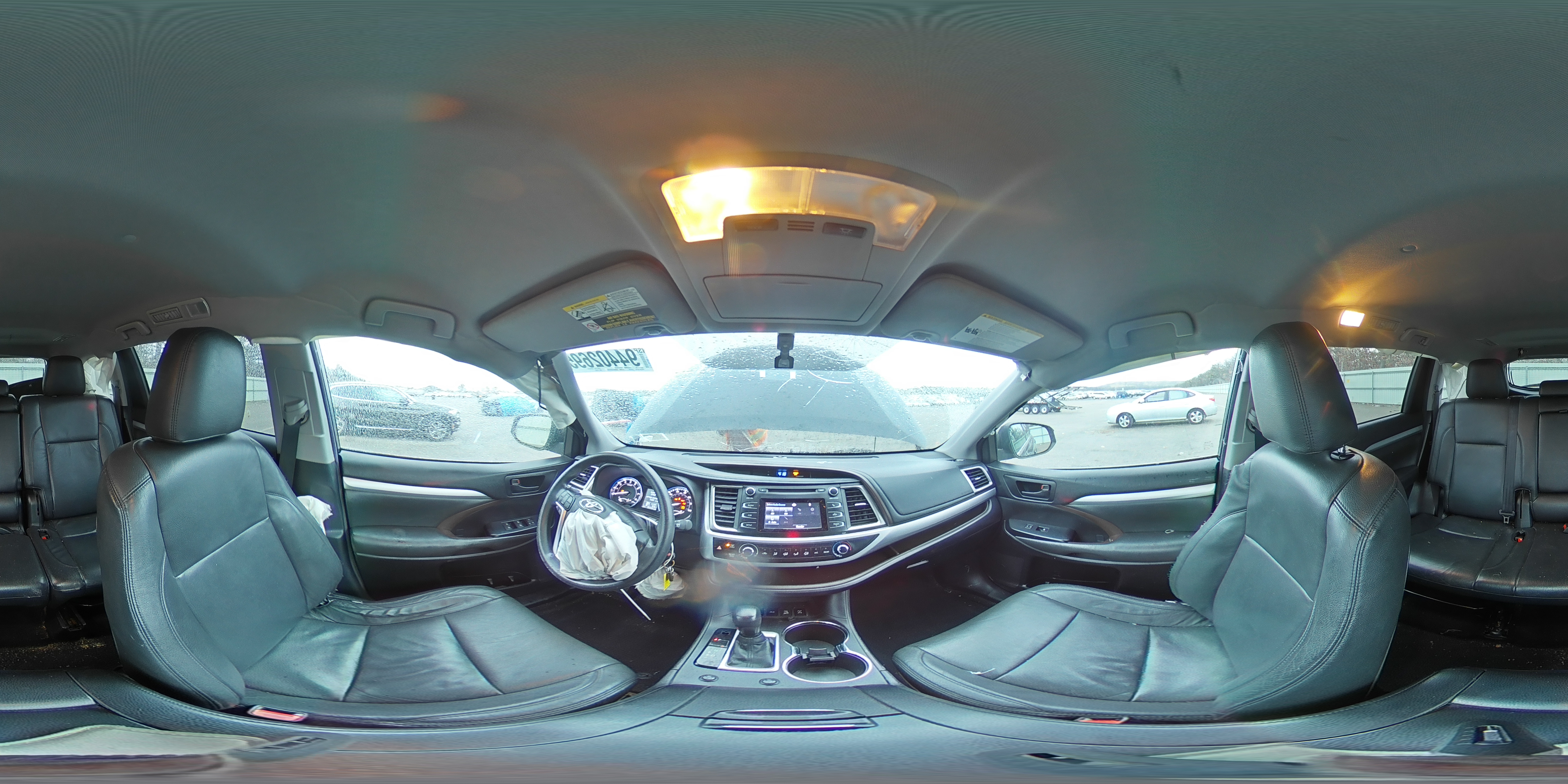 2016 Toyota Highlander Le VIN: 5TDBKRFH5GS279067 Lot: 94402695