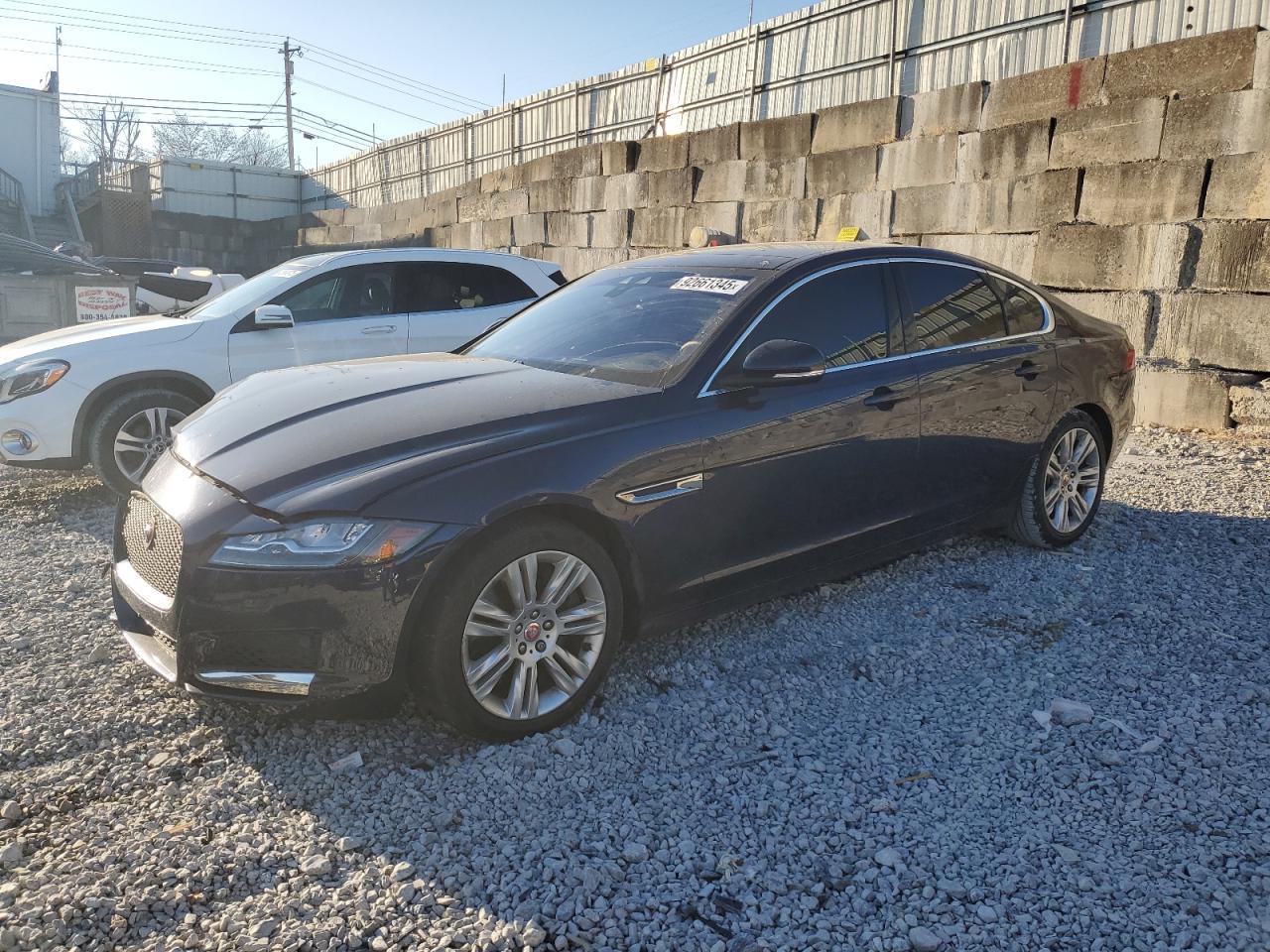 2017 Jaguar Xf Premium