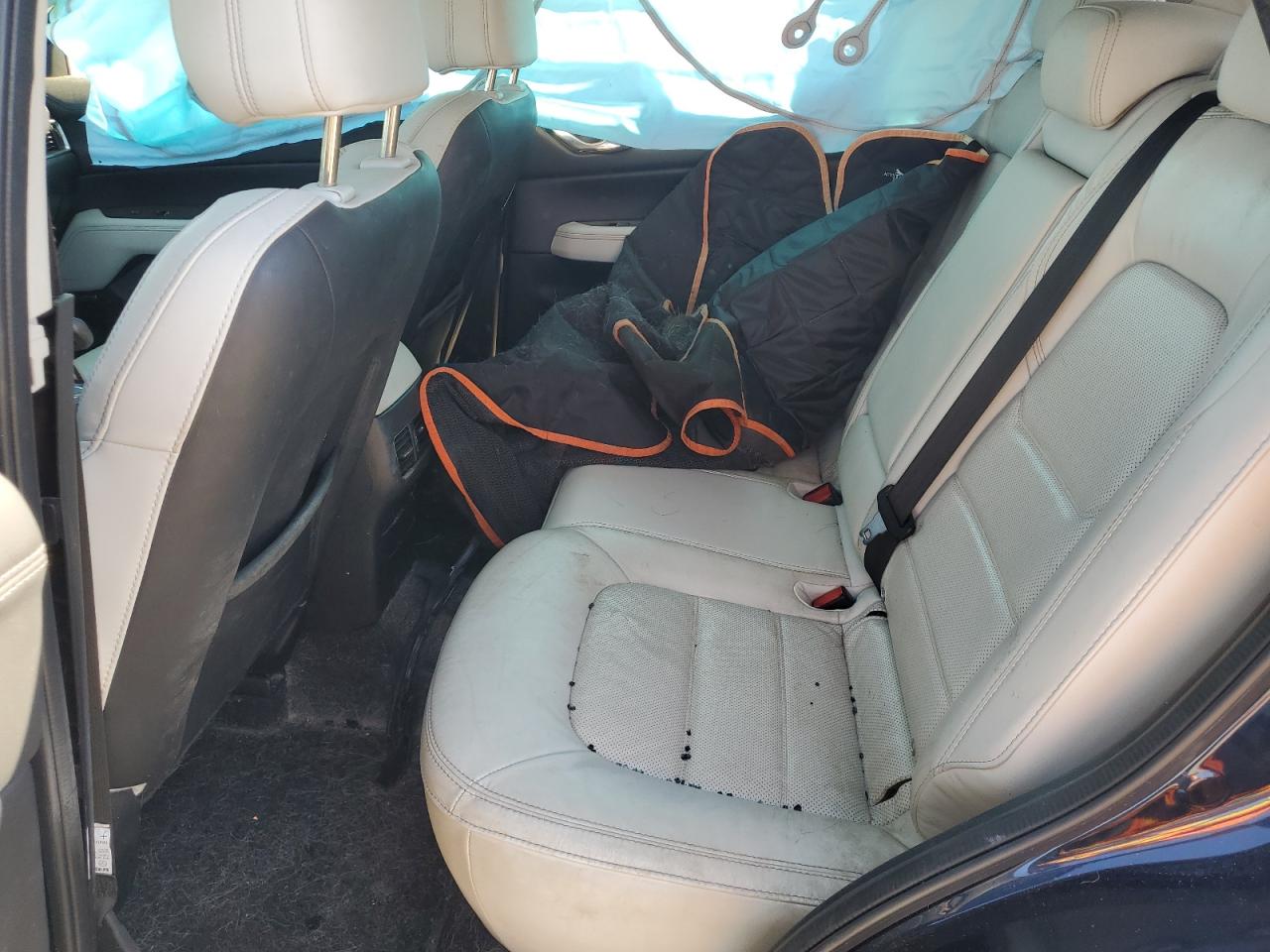 2018 Mazda Cx-5 Grand Touring VIN: JM3KFADM8J0415053 Lot: 92899115