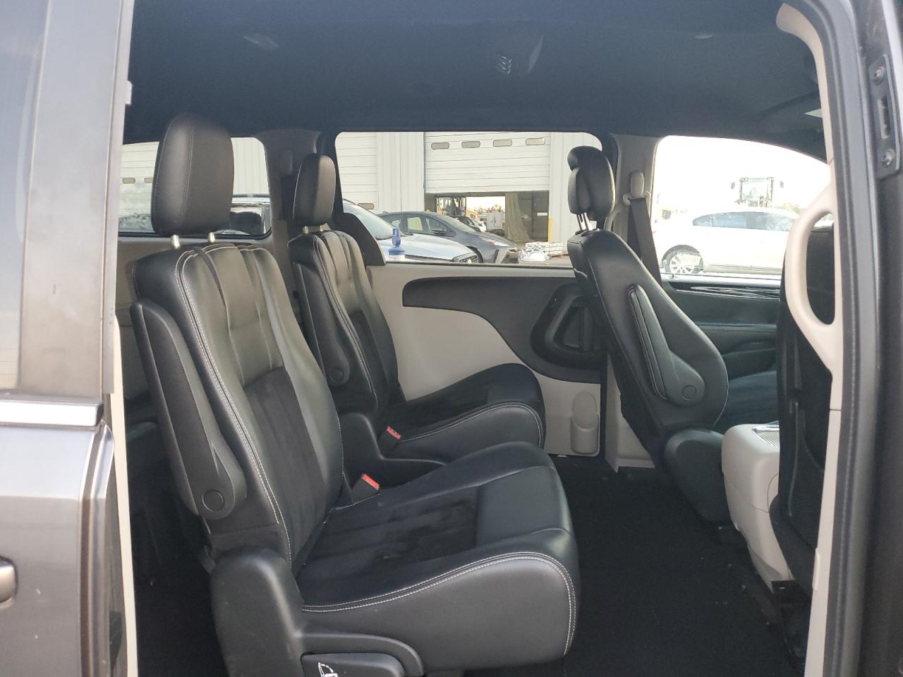 2017 Dodge Grand Caravan Sxt VIN: 2C4RDGCG9HR857903 Lot: 91566305