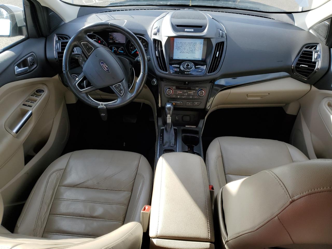 2017 Ford Escape Titanium VIN: 1FMCU9J97HUE18414 Lot: 92156575