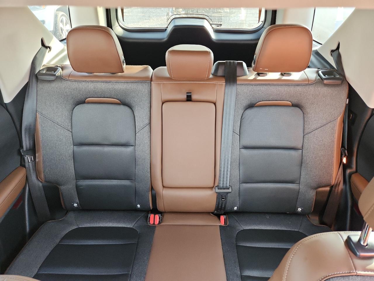 2021 Ford Bronco Sport Outer Banks VIN: 3FMCR9C65MRA34833 Lot: 92437025