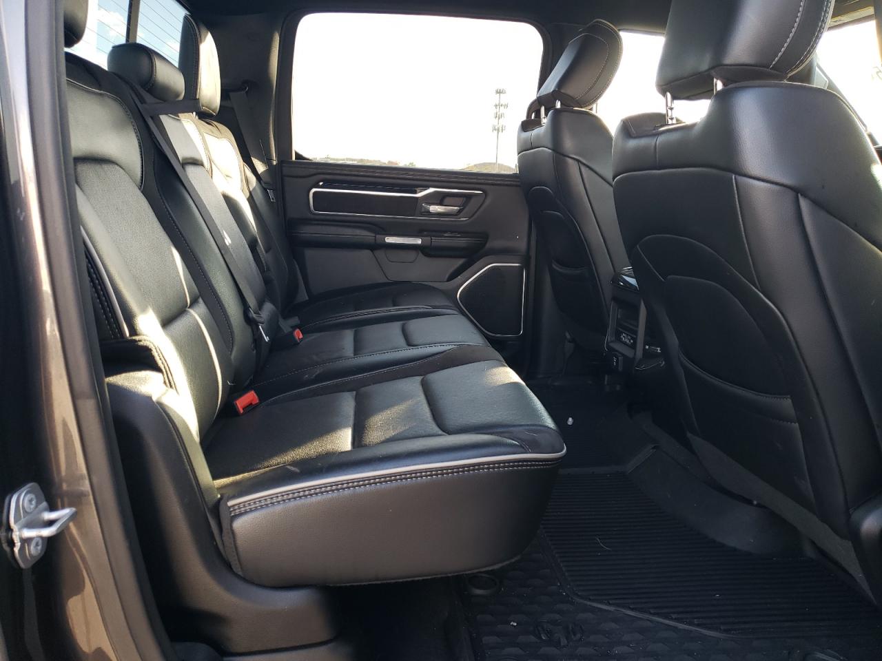 2020 Ram 1500 Laramie VIN: 1C6SRFJT2LN175519 Lot: 90759205