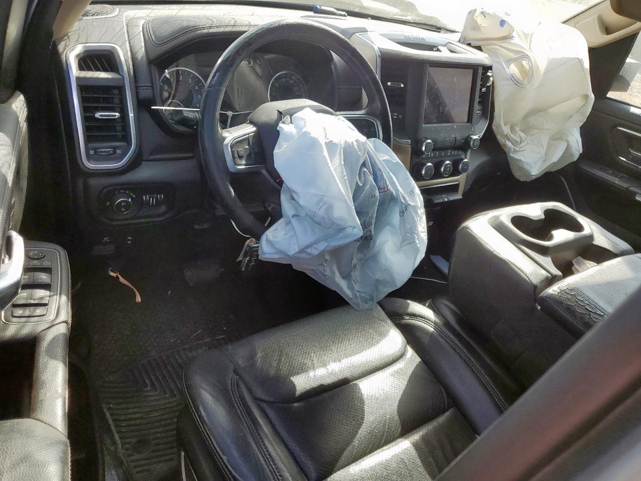 2019 Ram 1500 Laramie VIN: 1C6RREDT4KN785697 Lot: 91732415