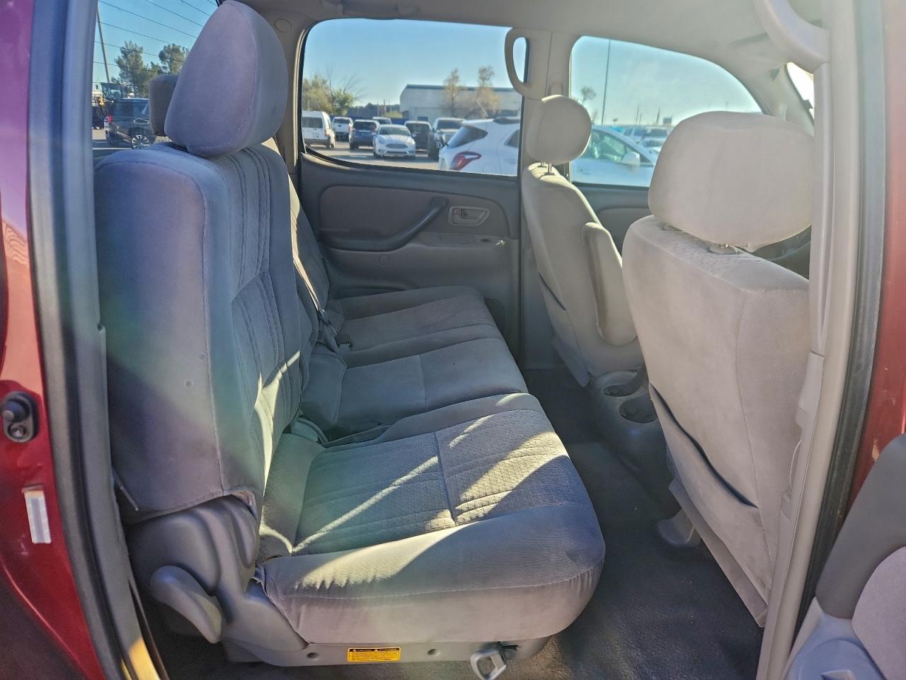 2004 Toyota Tundra Double Cab Sr5 VIN: 5TBDT44164S459077 Lot: 93382165