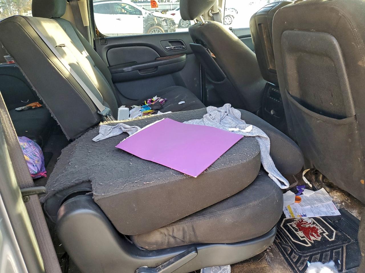 2011 Chevrolet Suburban C1500 Ls VIN: 1GNSCHE09BR265951 Lot: 93891265