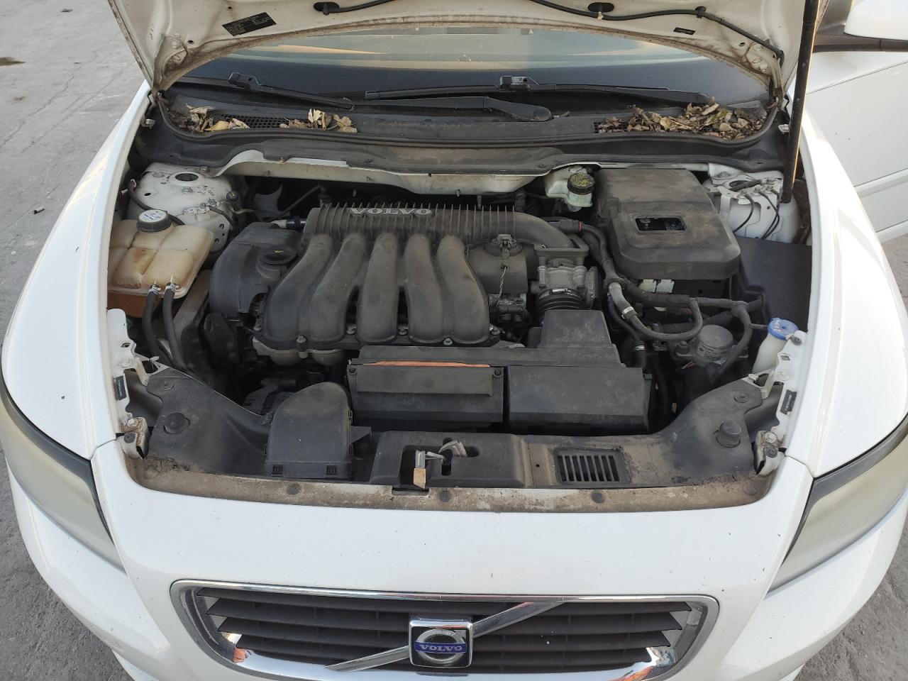 2010 Volvo S40 2.4I VIN: YV1382MS9A2496865 Lot: 93044385