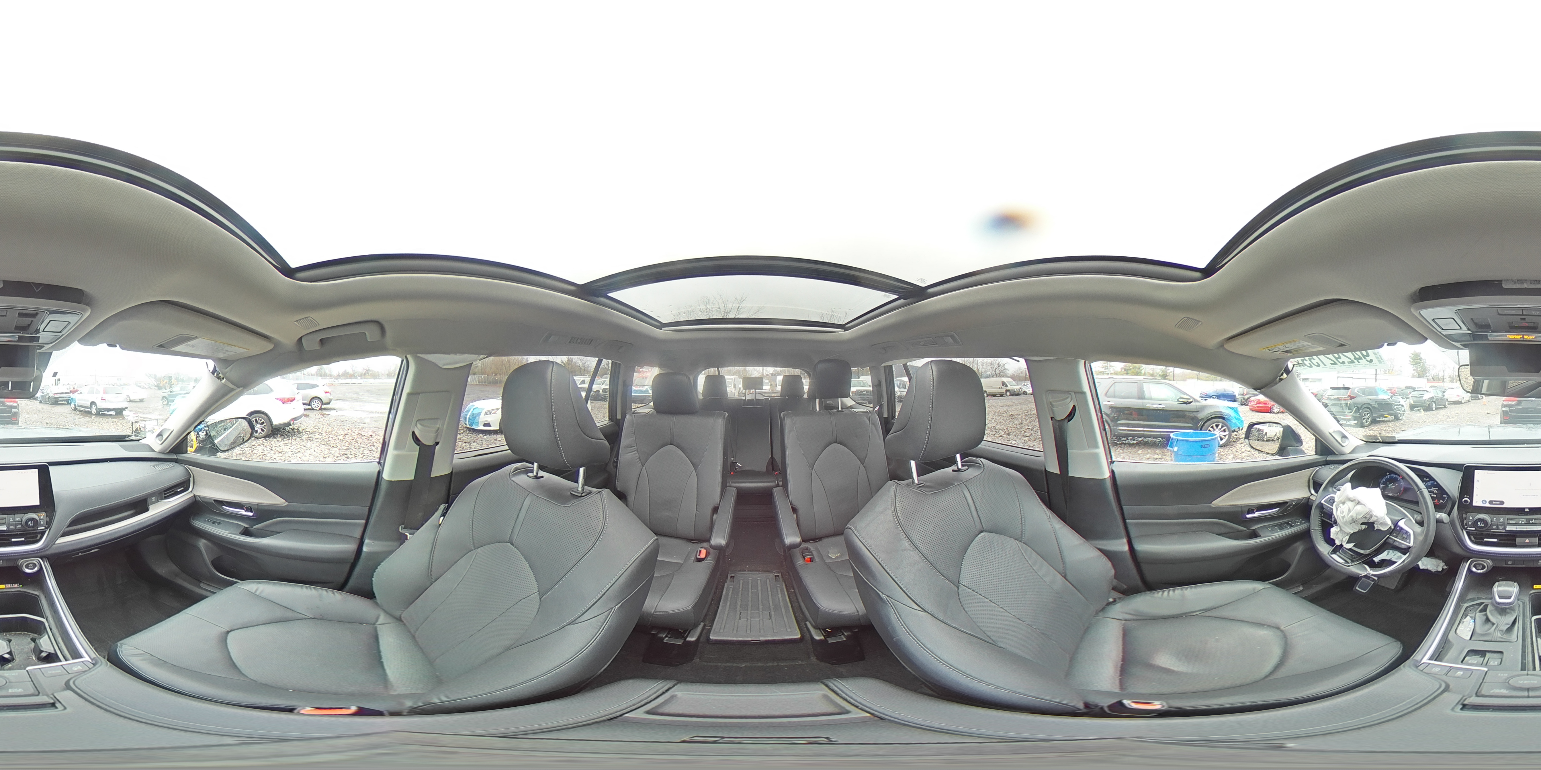 2024 Toyota Grand Highlander Xle VIN: 5TDAAAB53RS044584 Lot: 94292155