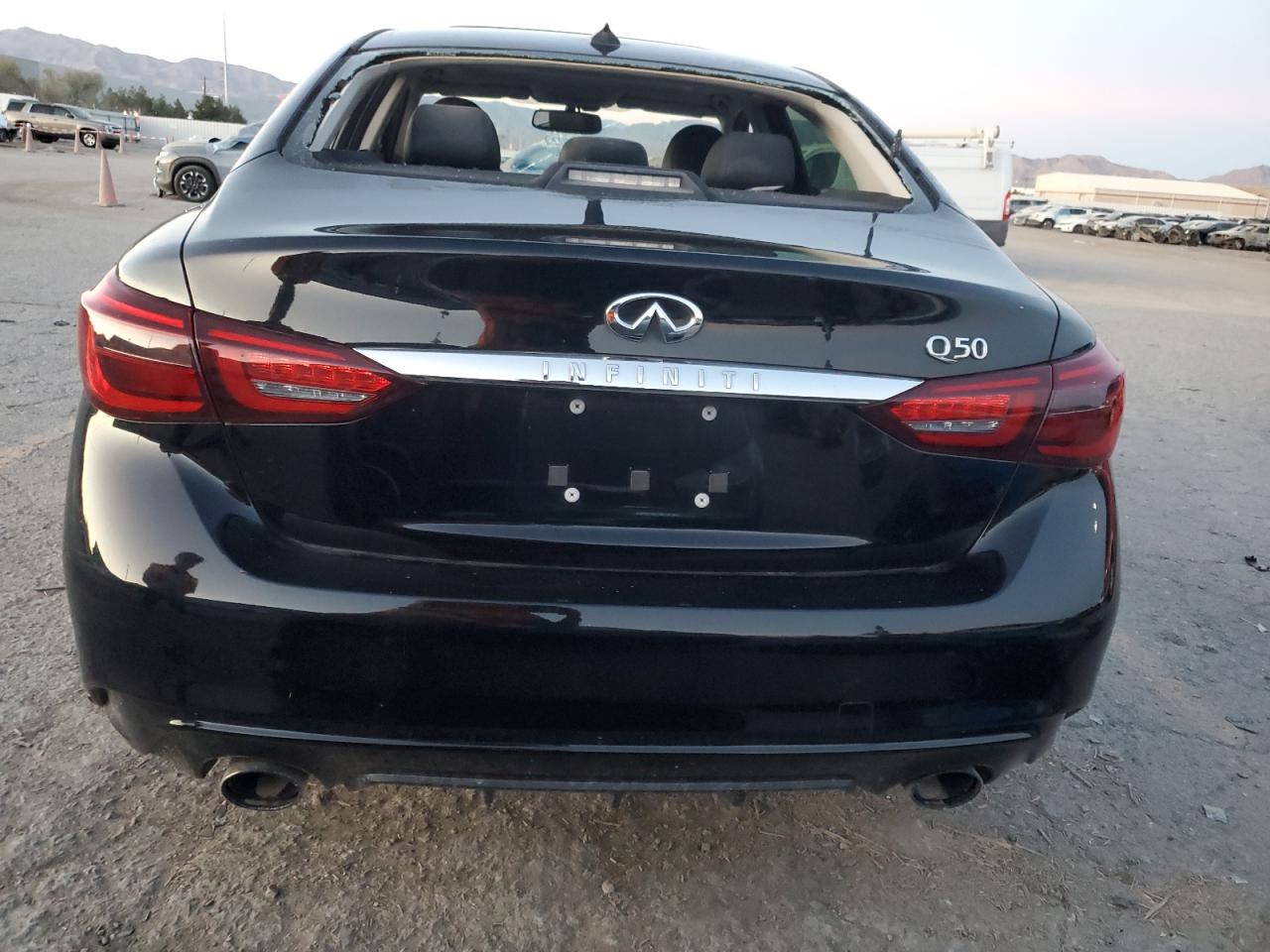 2018 Infiniti Q50 Luxe VIN: JN1EV7AP2JM592011 Lot: 90902015