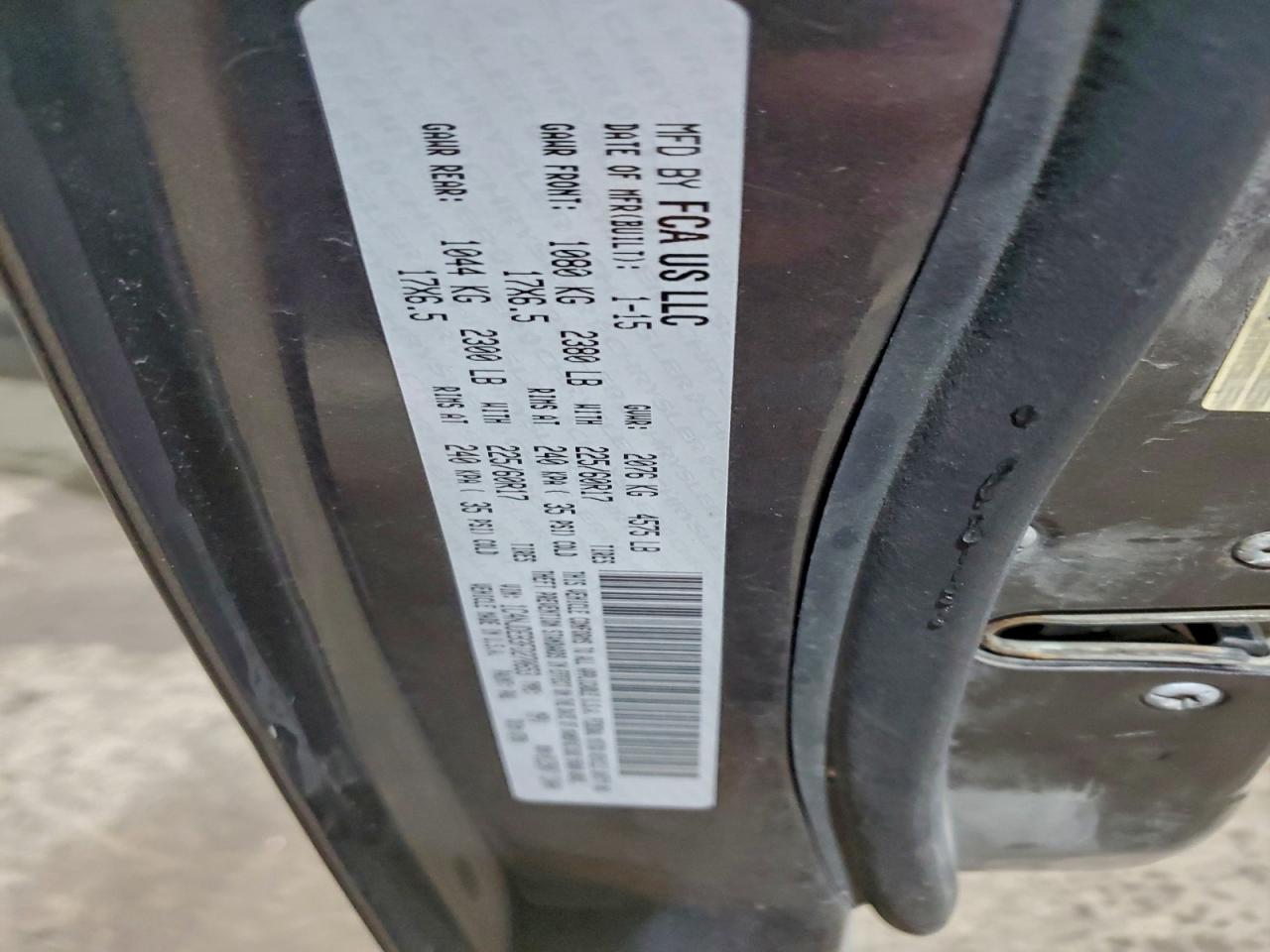 2015 Jeep Compass Latitude VIN: 1C4NJDEB3FD270653 Lot: 92580665