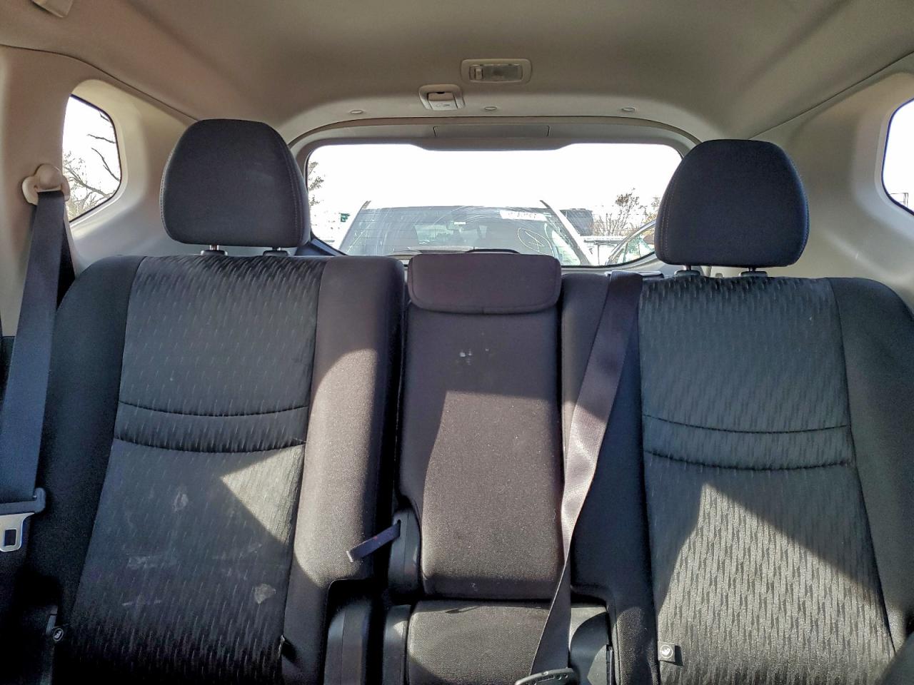 2018 Nissan Rogue S VIN: JN8AT2MT9JW466914 Lot: 94497795